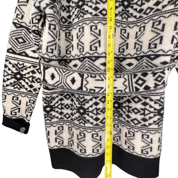 Veronica Beard Wool Sweater Jacket Shawl Collar Belt Aztec Tribal Jacquard Large - Picture 16 of 16